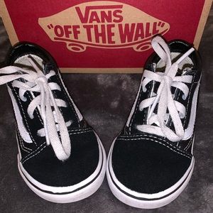 Toddler US size 7: Old Skool Vans